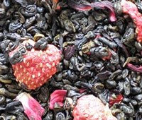 Зеленый ароматизированный чай Земляника со сливками